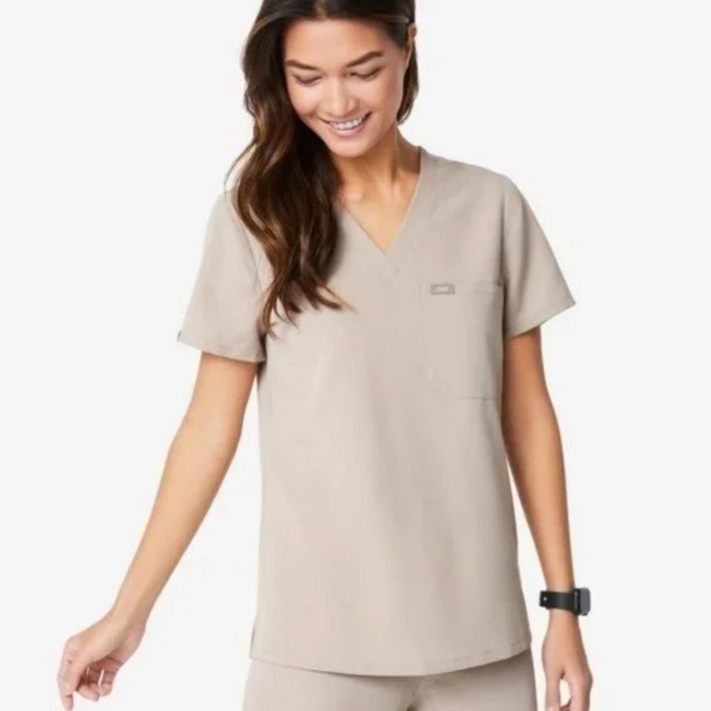 FIGS Scrub Set in Boulder Size M—Limited Edition